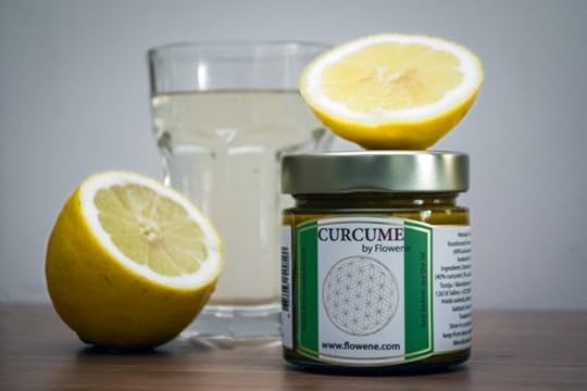 kurkum-kurkumiin-tervis-mesi-goji-ghee-kookosõli-loodusvägi-saeco-kohv-latte-merilin-taimre-paljas-porgand-toit-toidu-blogi