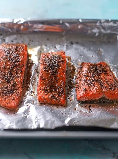salmon citrus salad with avocado I howsweeteats.com 
