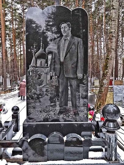 mobster cemetery headstone back