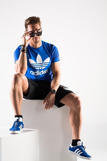 paljas-porgand-merilin-taimre-uku-suviste-trenn-sport-fitness-fit-prooptika-prillid-raamid-adidas-originals-eesti-video-tervislik-tervis-elustiil