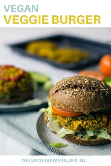 Recept voor veggie burger (groenten burger) met o.a. kikkererwten en zoete aardappel.