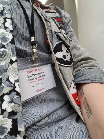 The flower tie, today.