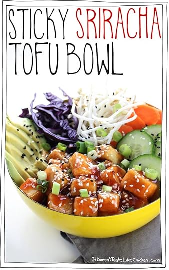 Sticky Sriracha Tofu Bowl! This is the perfect combo of comfort food cosy, combined with fresh raw and crispy. Better than a buddha bowl, it's magical! #itdoesnttastelikechicken