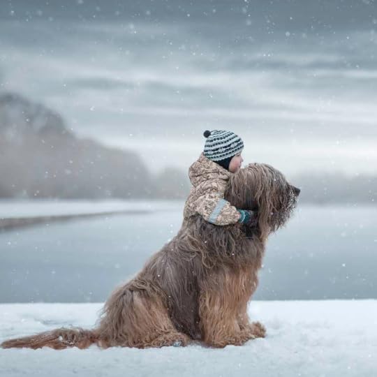 Little Kids and Their Big Dogs 7-- bookspoils