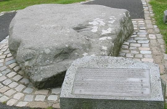 640px-Saint_Patrick's_grave_Downpatrick
