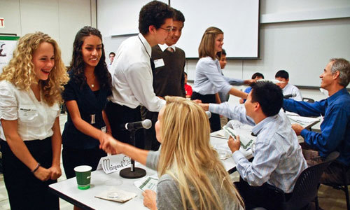 University-helping-entrepreneur-students