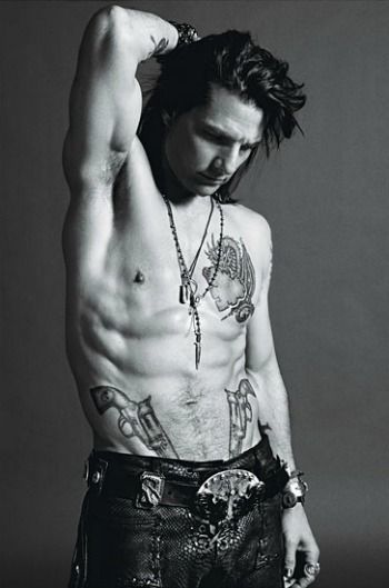 cess-tom-cruise-rock-of-ages-cover-story-07-v2.jpg (350×529): 