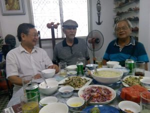 Từ trái: Đỗ Hồng Ngọc, Khuất Đẩu, Kiệt Tấn