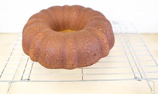 Lemon Bundt Cake | Lemon Desserts | Easter Desserts | Dessert Recipes with Young Living Vitality Oils 