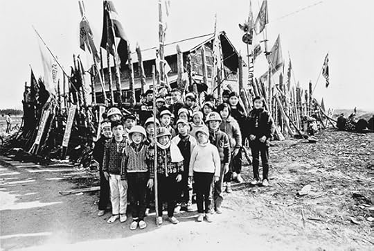 Kazuo Kitai, Childrens' Resistance Corps, 1970, from the series Sanrizuka, 1969-72 © the artist