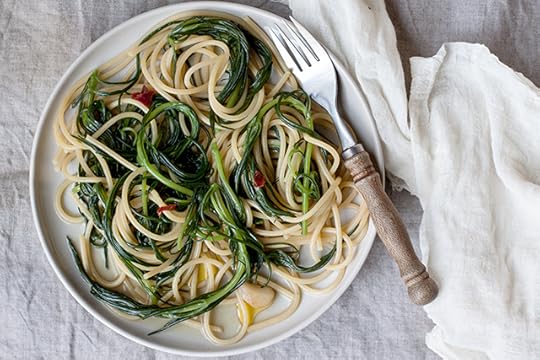 agretti or monk's beard with spaghetti