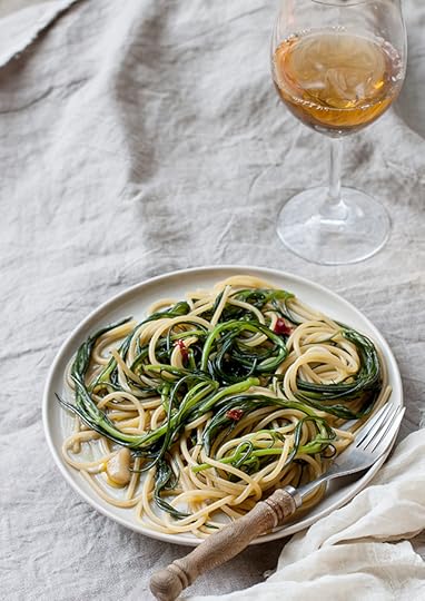 spaghetti with agretti