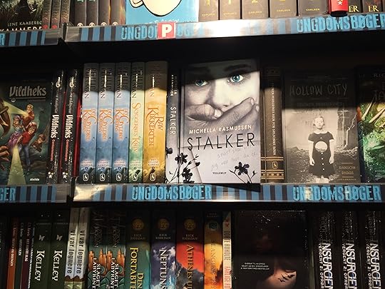 Stalker i boghandleren