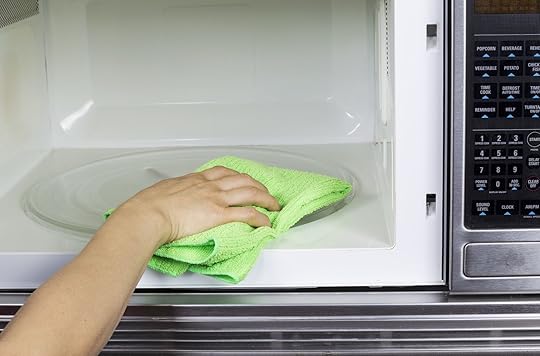 7 Ways to Deodorize Your Kitchen | Spring Clean Your Kitchen | Green and Thrifty Cleaning products
