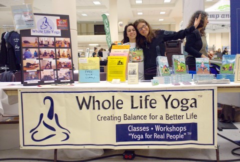 tracyAndKatieAtTable