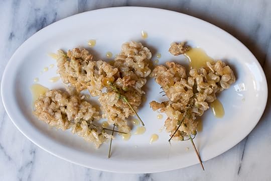 black-locust-fritters fiori di acacia