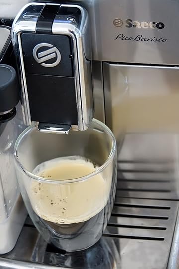 latte-cappuccino-kohvijoogid-sort-saeco-kohv-espresso-piimavahustaja-masin-soja-mandli-latte-lehma-piim-merilin-taimre-paljas-porgand-toidu-blogi