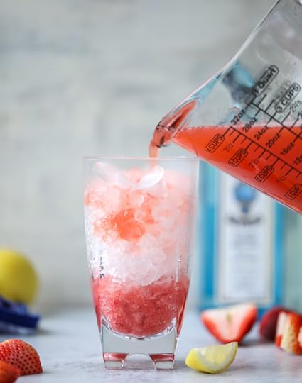 strawberry gin lemonades I howsweeteats.com
