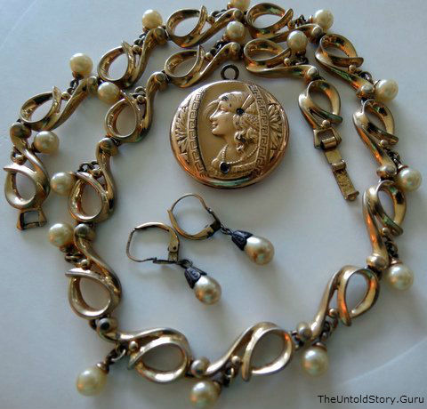 Sandy Strong Picture