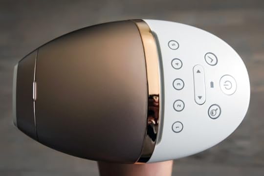 merilin-taimre-paljas-porgand-tervis-ilu-fitness-blogi-keha-karvad-laser-ipl-foto-epilatsioon-eemaldus-suvi-rannahooaeg-medemis-clinic-philips-lumea-prestige