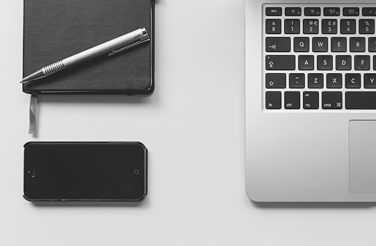 Blogging Vs Vlogging