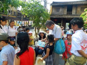 Trò chuyện cùng các bé... trước 