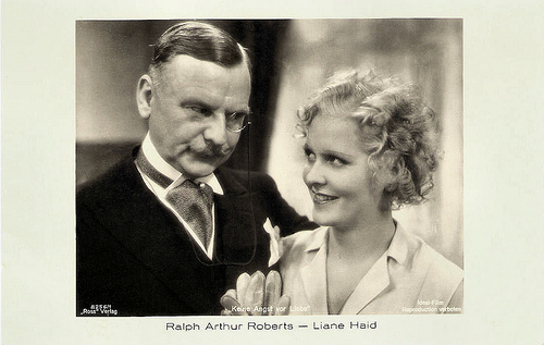 Ralph A. Roberts and Liane Haid in Keine Angst vor Liebe (1933)