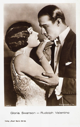 Gloria Swanson and Rudolph Valentino in Beyond the Rocks (1922)