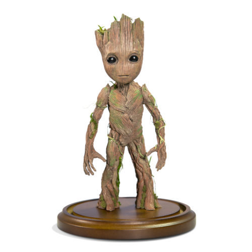 Groot_statue3