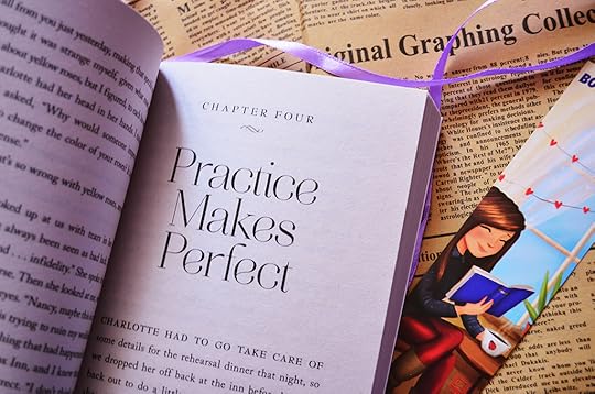 The Ghost of Grey Fox Inn (Nancy Drew Diaries #13) by Carolyn Keene