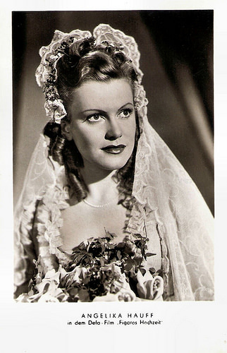 Angelika Hauff