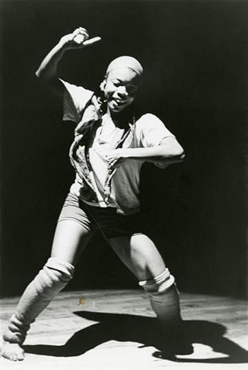 Lona Foote, Blondell Cummings performing “Blind Dates” at Just Above Midtown Gallery, November 1982, 1982 © the Estate of Lona Foote and courtesy Howard Mandel