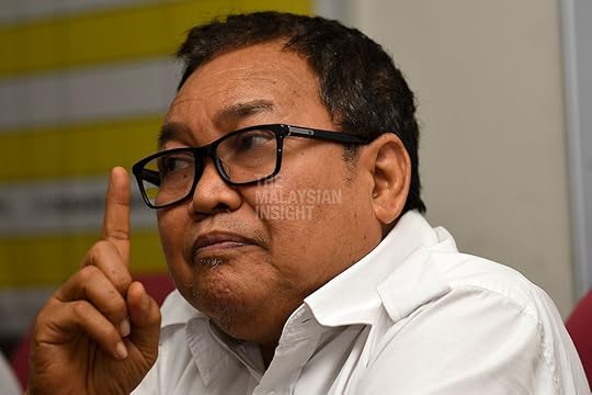Perkasa lancar perang MCA pula