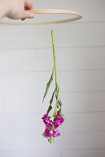DIY floral chandelier I howsweeteats.com 