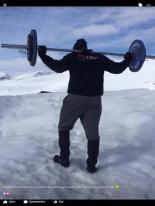 Erik Roen climbing up Galdhøpiggen