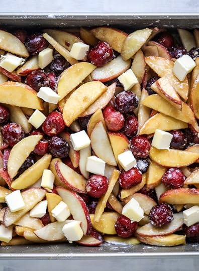 cherry peach crisp with oatmeal cookie crumble I howsweeteats.com 
