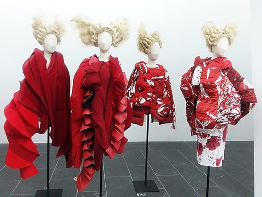 MET Comme des Garcons Art of the In Between 