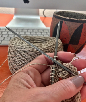 Squareknittingneedles