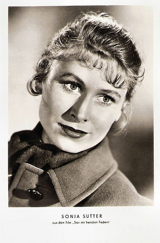 Sonja Sutter in Star mit fremden Federn (1955)