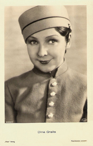 Dina Gralla