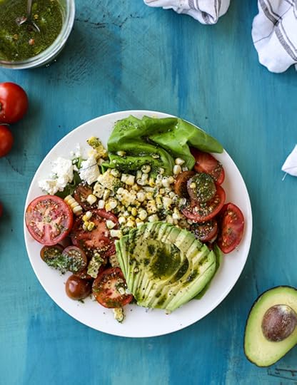 grilled corn, tomato & avocado salad with chimichurri I howsweeteats.com