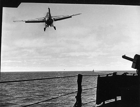 Lt. (jg) William Leonard's F4F-4 Wildcat taking off from carrier USS Yorktown during Battle of Midway, 4 Jun 1942 (US National Archives)