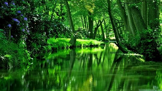 Photo of the Remarkables mountain range in Queenstown, New Zealand.