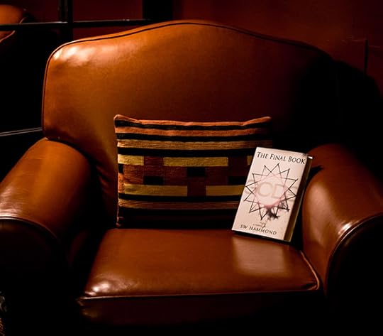 The Final Book: Gods - Leather Chair