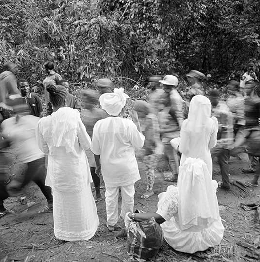 Akinbode Akinbiyi, Passageways, Involuntary Narratives, and the Sound of Crowded Spaces, 2015-2017 Courtesy the artist