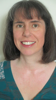 Photo of Lesley Kelly