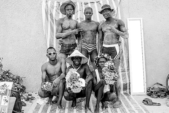 Fatoumata Diabate, Groupe de lutteurs, Somone, Sénégal, 2013, from the series Studio Photo de la Rue Courtesy the artist 