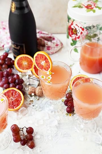 Kombucha Grapefruit Cocktail
