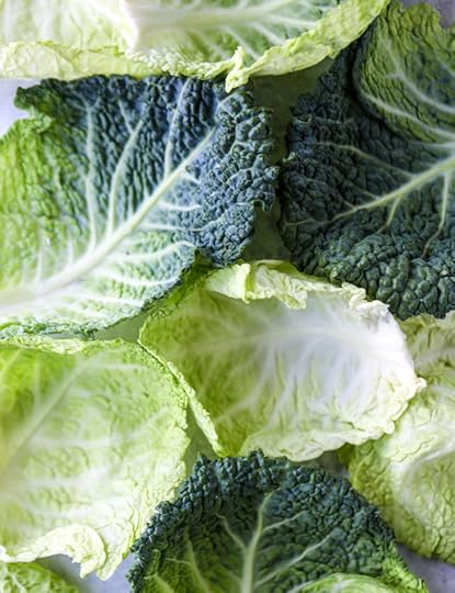 BLT Lettuce Wraps with Avocado Ranch I howsweeteats.com 