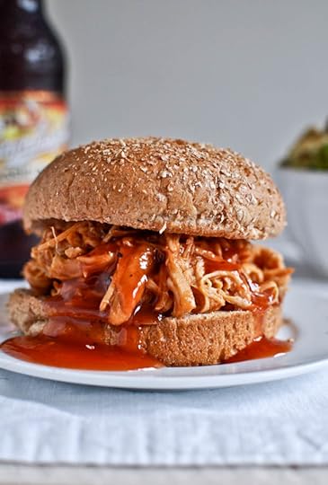 bbq beer chicken (and 10 recipes for the 4th of july!) I howsweeteats.com 